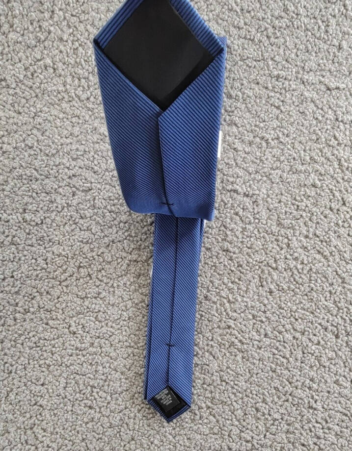 Calvin Klein Silk Blend Striped Solid Tie Men's Navy Keeper Loop