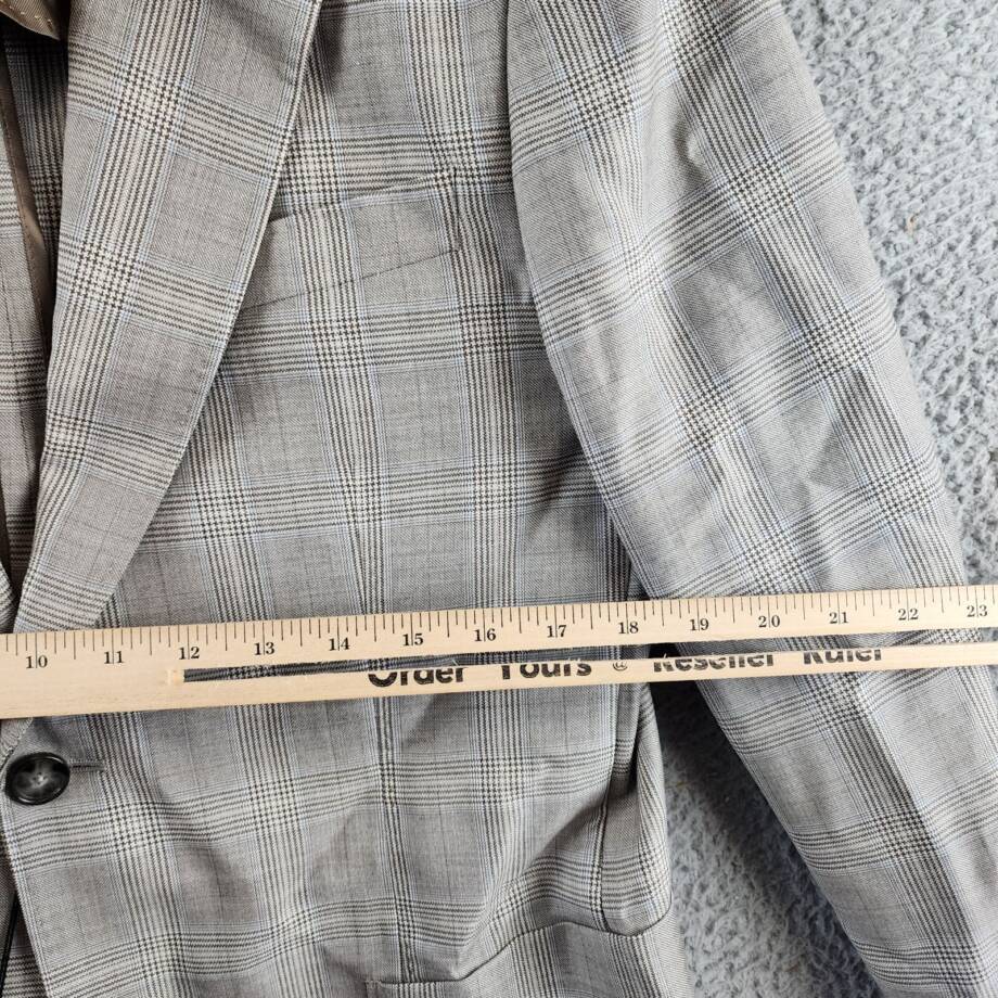 BOSS Camel Heston Slim Fit Coat Men's 40R Gray Plaid Notch Lapel Button Cuffs