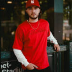 A.C. Milan Drop Needle Script Graphic T-Shirt Men's M Red Short Sleeve Pullover~
