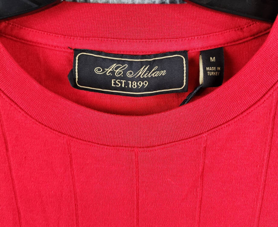 A.C. Milan Drop Needle Script Graphic T-Shirt Men's M Red Short Sleeve Pullover~