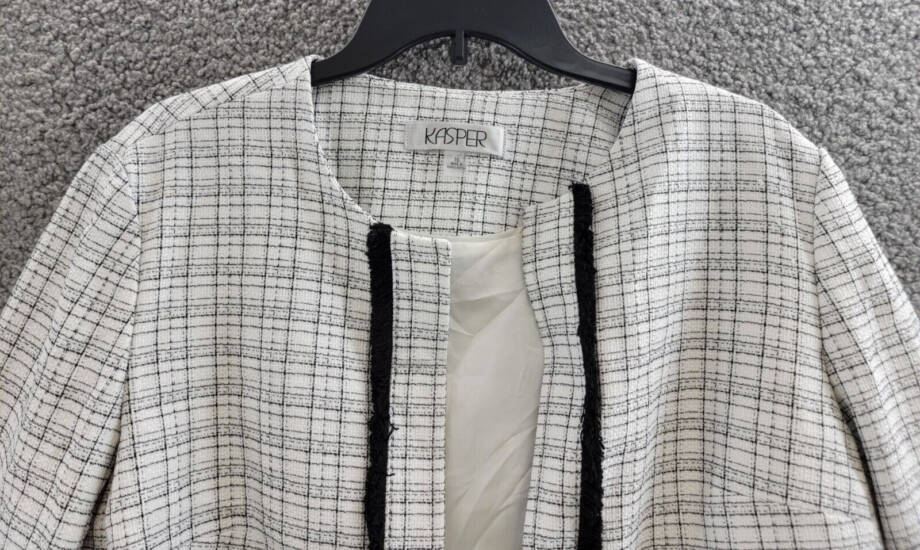 Kasper Collarless Front Fringe Jacket Women's 16 Vanilla Ice/Black Long Sleeve