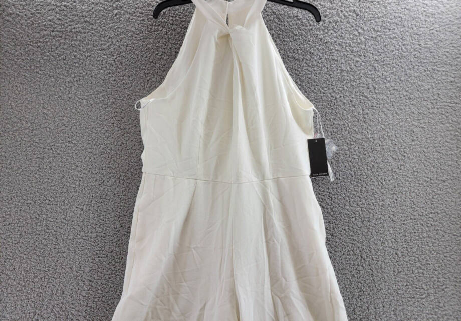 Julia Jordan Crepe Halter Jumpsuit Women's 16 Ivory Back Zip Button Closure