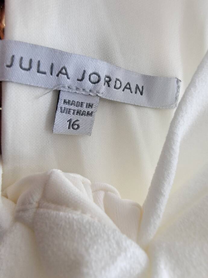 Julia Jordan Crepe Halter Jumpsuit Women's 16 Ivory Back Zip Button Closure