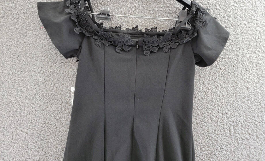 kensie Scuba Off-The-Shoulder Dress Women's 2 Black Embroidered Back Zip Closure