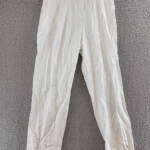 WAYF High Rise Pleated Pants Women's M White Side Pockets Hook & Bar Zip Closure