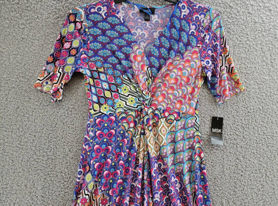 MSK Mixed-Print Twist-Front Midi Dress Women's S Multicolor V-Neck Elbow Sleeve