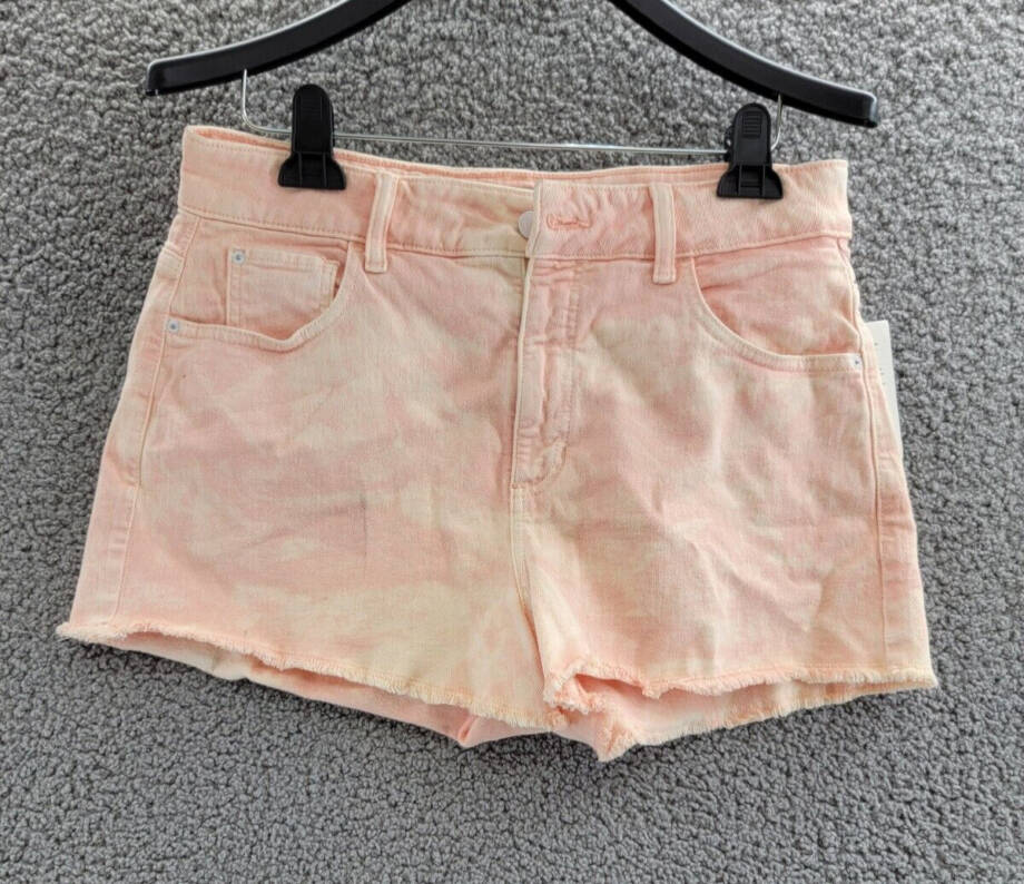 GUESS Acid-Washed Denim Mom Shorts Women's 31 Durazno Zip Fly Button Closure