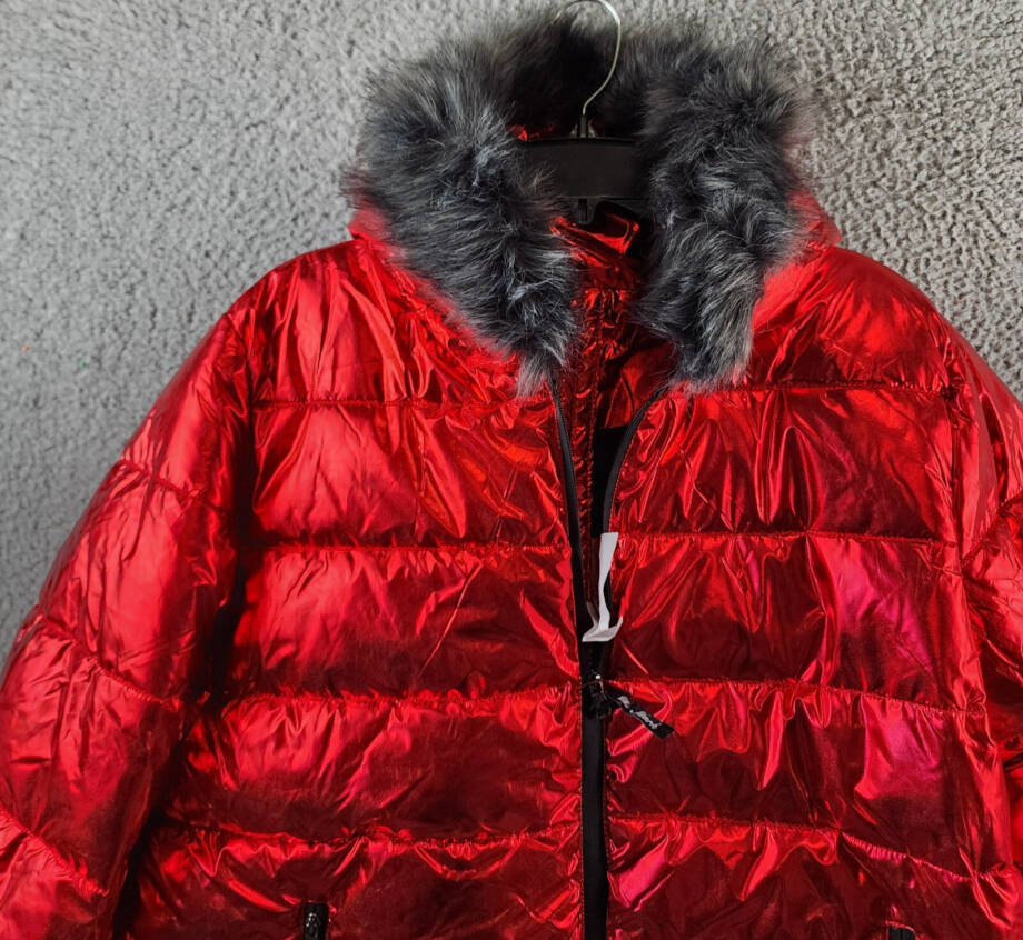 White Mark Plus Size Metallic Puffer Coat with Hoodie Womens 1XL Red Zip Closure
