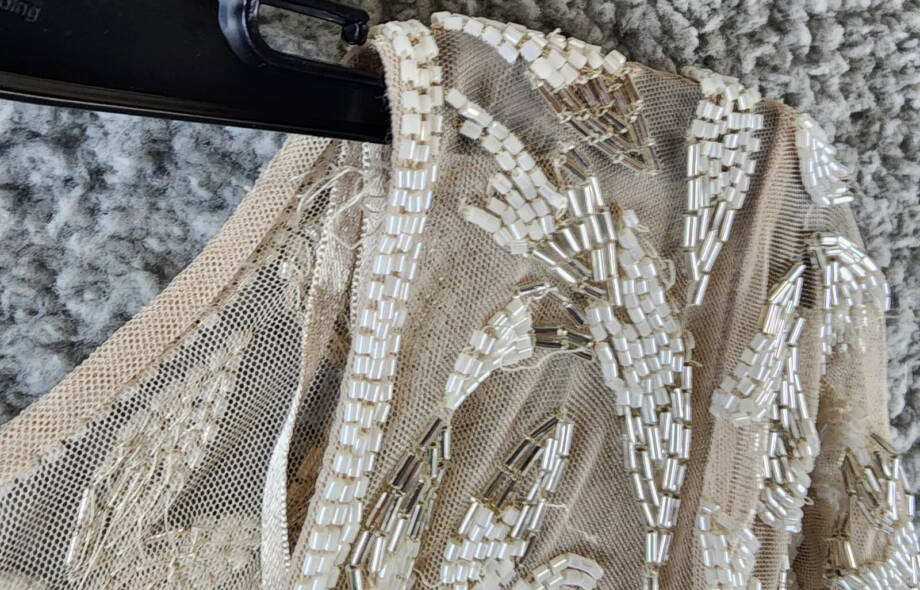 Adrianna Papell Beaded Godet Gown Women's 10 Beige V-Neck Hook & Eye Closure S/S