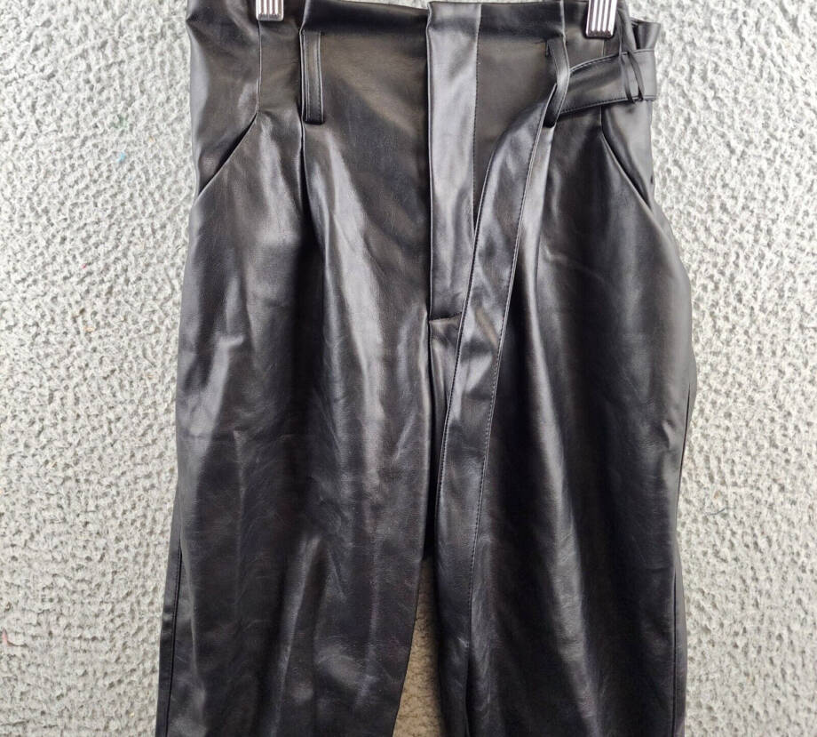 Lucy Paris Faux Leather Paperbag-Waist Pants Womens XS Black Pleated Zip Closure