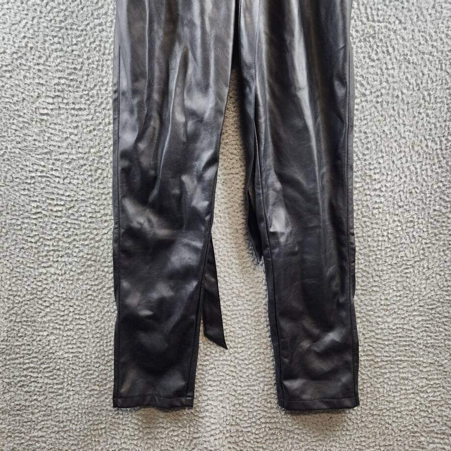 Lucy Paris Faux Leather Paperbag-Waist Pants Womens XS Black Pleated Zip Closure