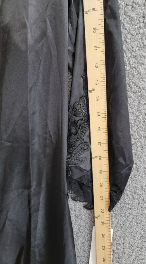 Flora by Flora Nikrooz Stella Satin Venise Trim Robe Womens S/M Black Collarless