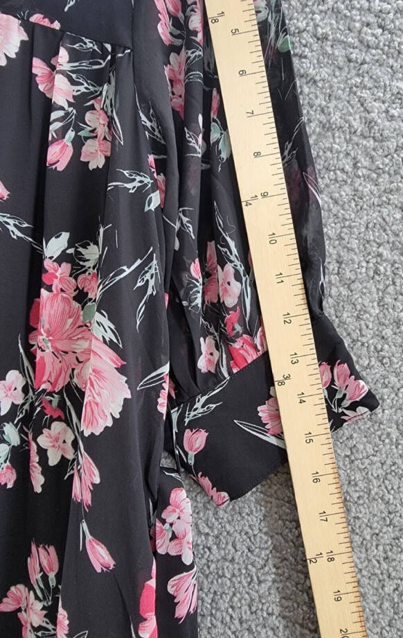 Gracia Floral Print Belted Dress Women's S Black Multi V-Neck Half Sleeve Button