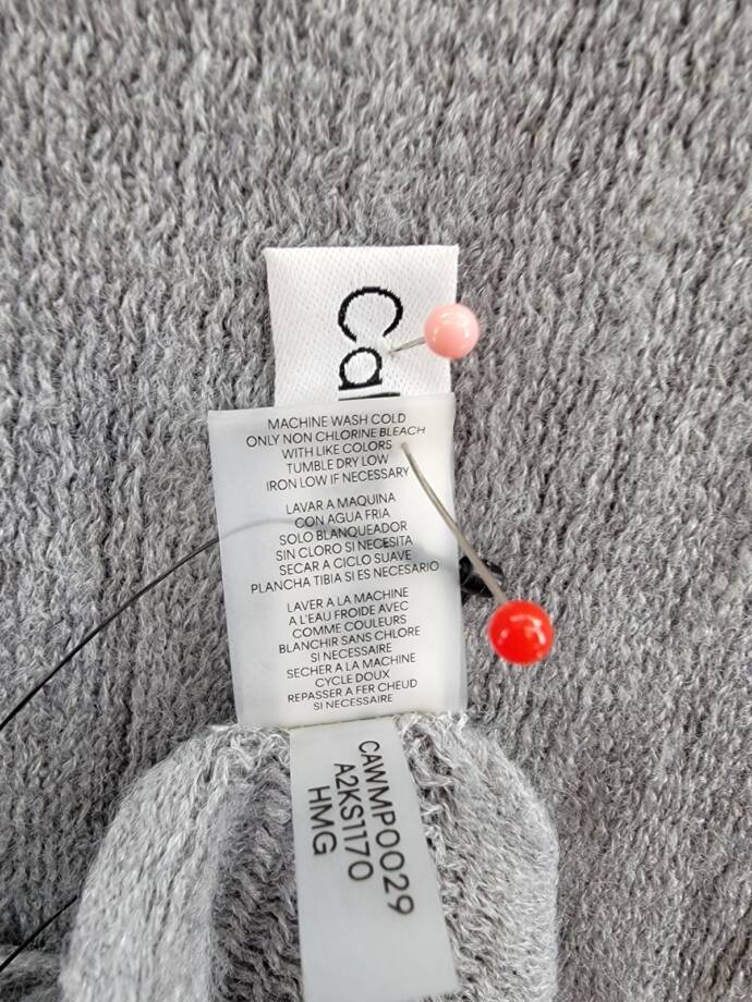 Calvin Klein Supersoft Wrap Scarf with Logo Tab Women's One Size Heather Gray