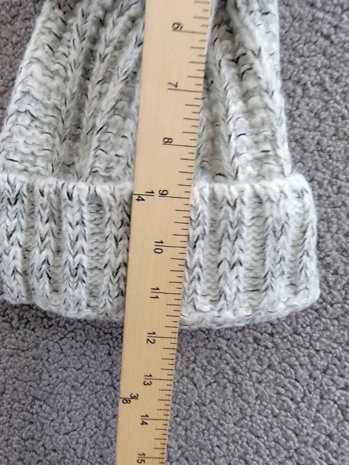Kyi Kyi Knitted Faux Fur Pom Pom Beanie Hat Women's Silver/Gray Ribbed Hem