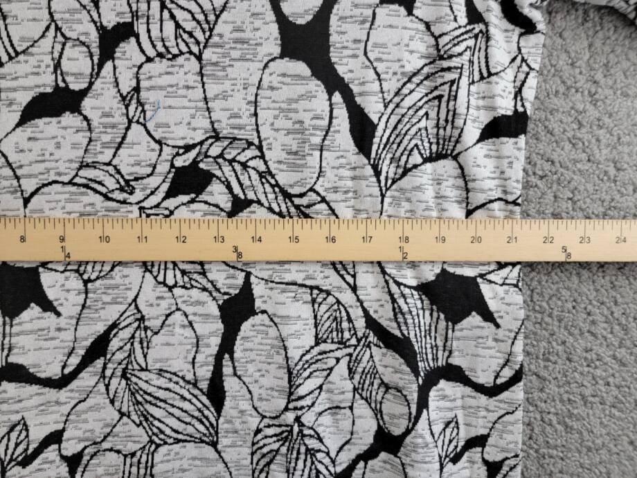 Alfred Dunner Petite World Traveler Floral Jacquard Bordered Top Womens PL Multi