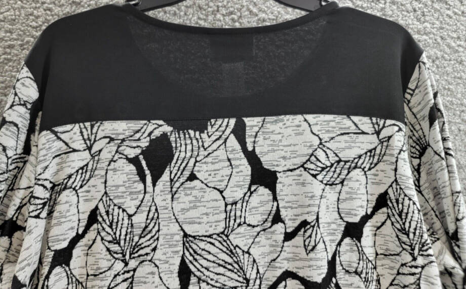 Alfred Dunner Petite World Traveler Floral Jacquard Bordered Top Womens PL Multi