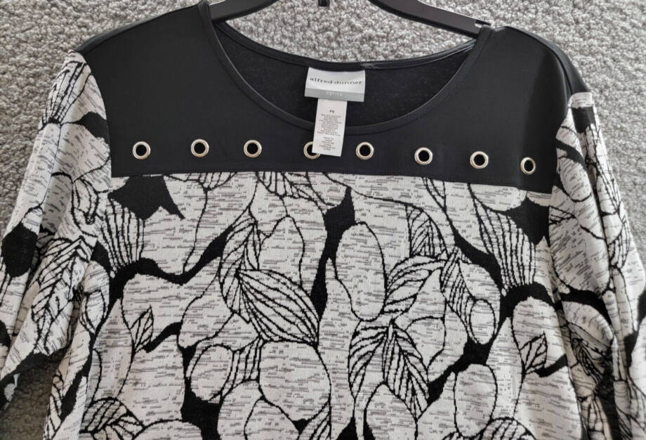 Alfred Dunner Petite World Traveler Floral Jacquard Bordered Top Womens PS Multi