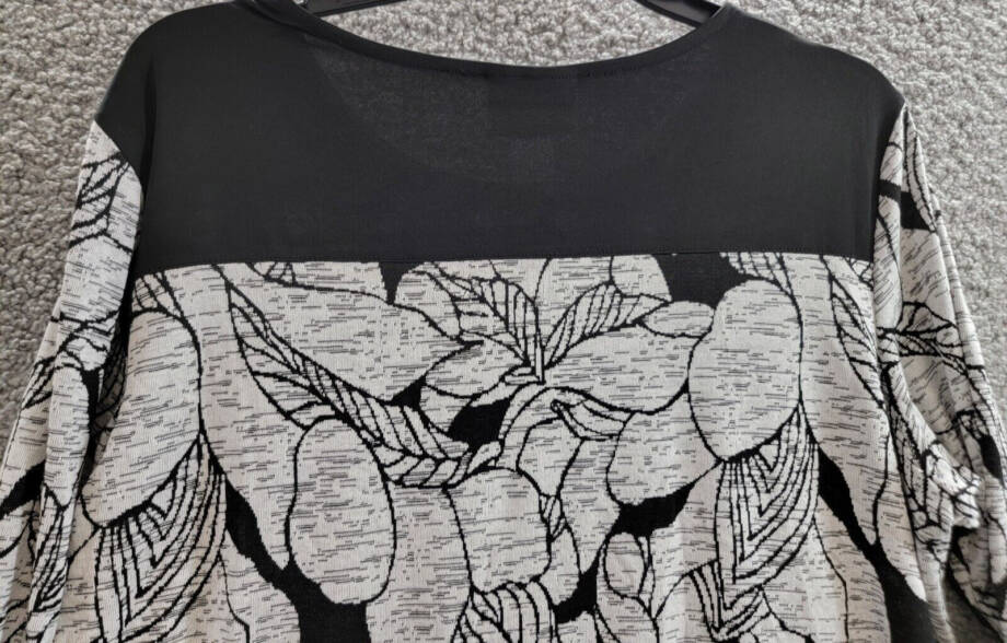 Alfred Dunner Petite World Traveler Floral Jacquard Bordered Top Womens PS Multi