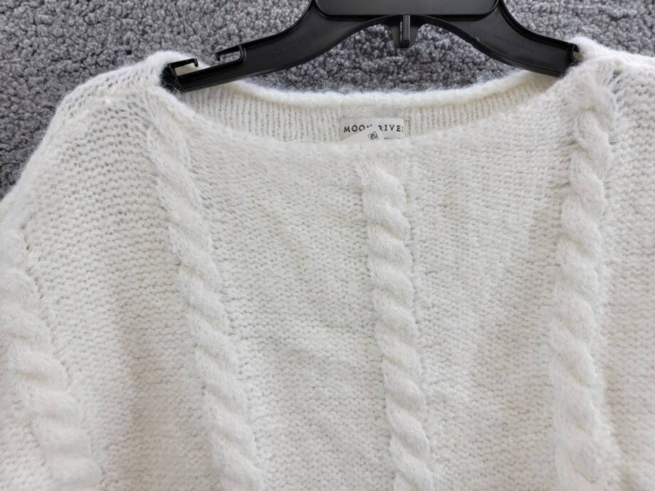 Moon River Destroyed Cable Sweater Women's XS/S Ivory Boat Neck Ribbed Hemline