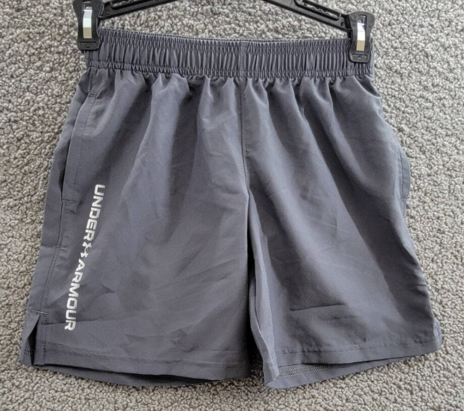 Under Armour Tech Woven Wordmark Shorts Boys' S Gray Elasticized Waist Pull On