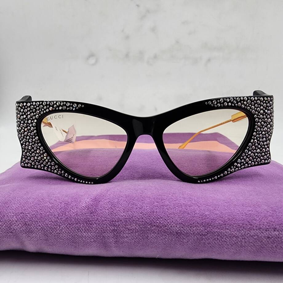 Gucci Eyewear Crystal-Embellished Irregular-Shape Sunglasses with Case -Black