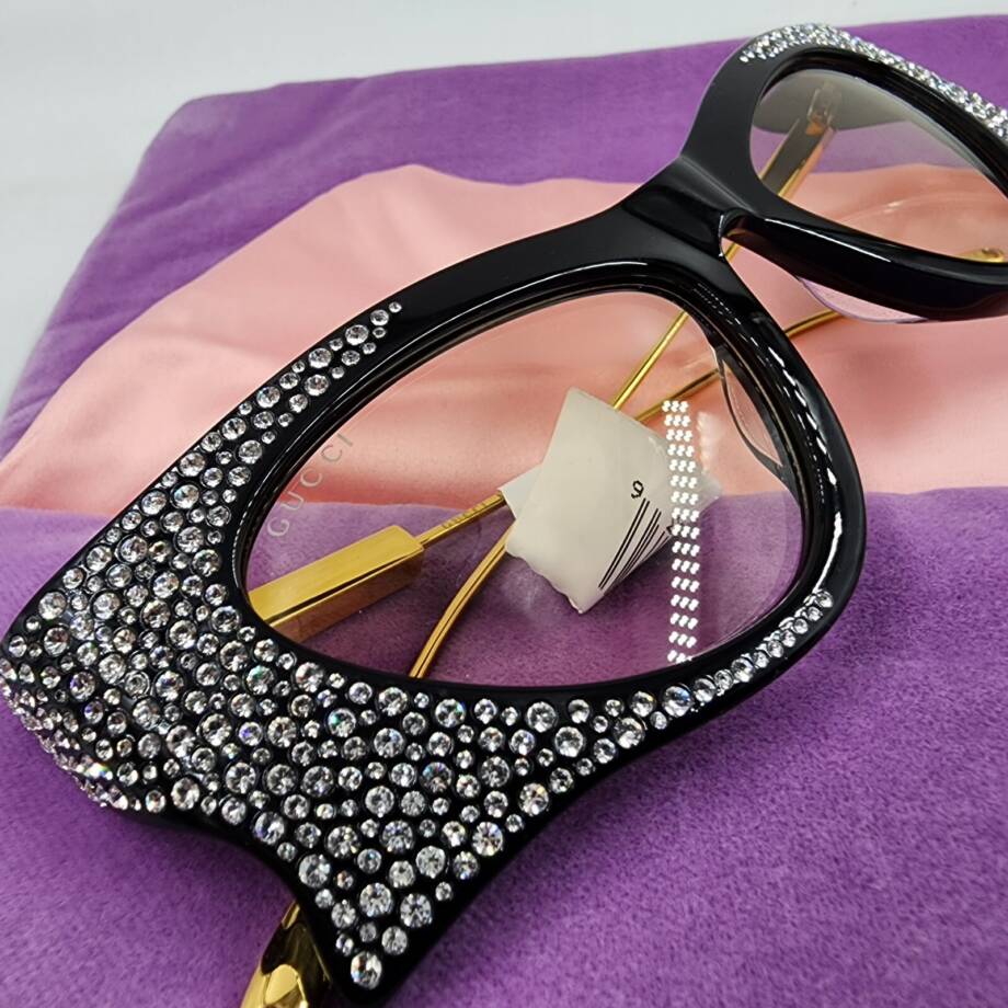 Gucci Eyewear Crystal-Embellished Irregular-Shape Sunglasses with Case -Black