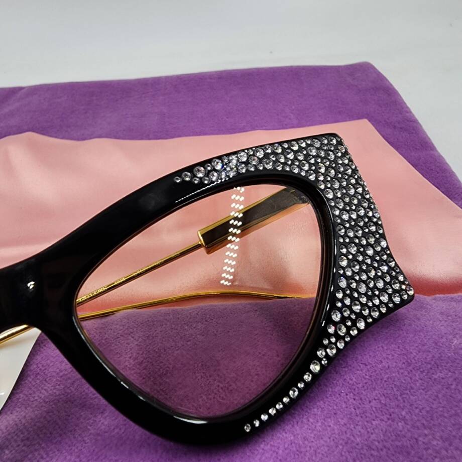 Gucci Eyewear Crystal-Embellished Irregular-Shape Sunglasses with Case -Black