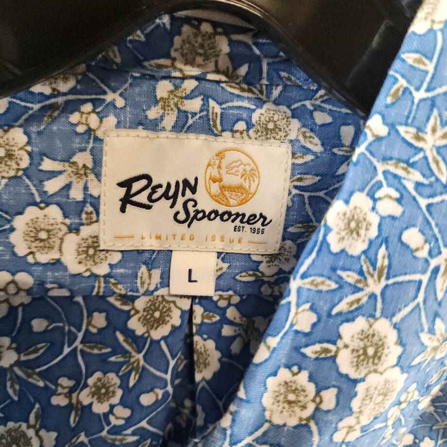 Reyn Spooner Kettle Floral Print Button Down Camp Shirt Men's L Lichen Blue S/S
