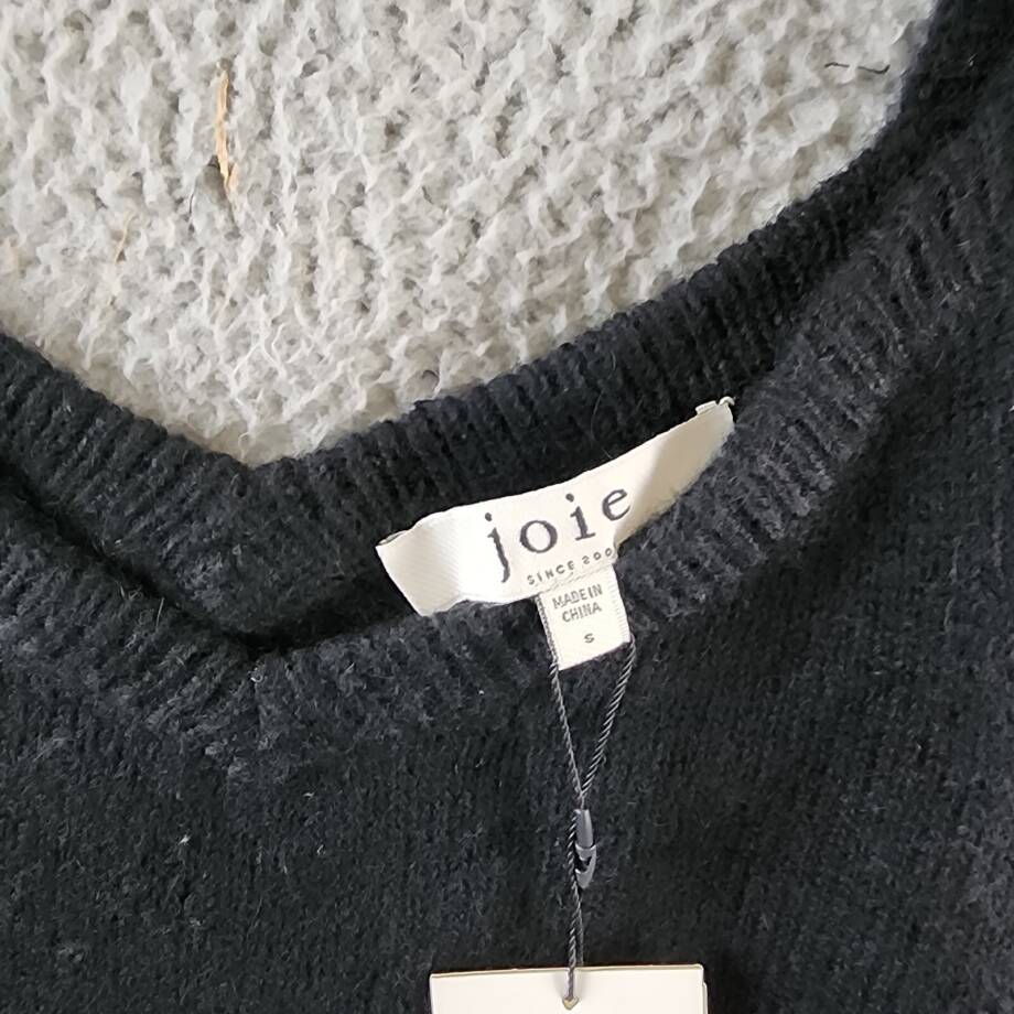 Joie Yafa Sleeveless Knit Sweater Women's S Caviar Ribbed V-Neck Pullover Style