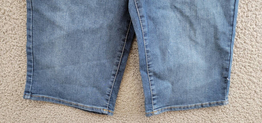 Guess Stretch Denim 5 Pocket Jean Short Big Boys 18 Middle Blue Wash Mid Rise