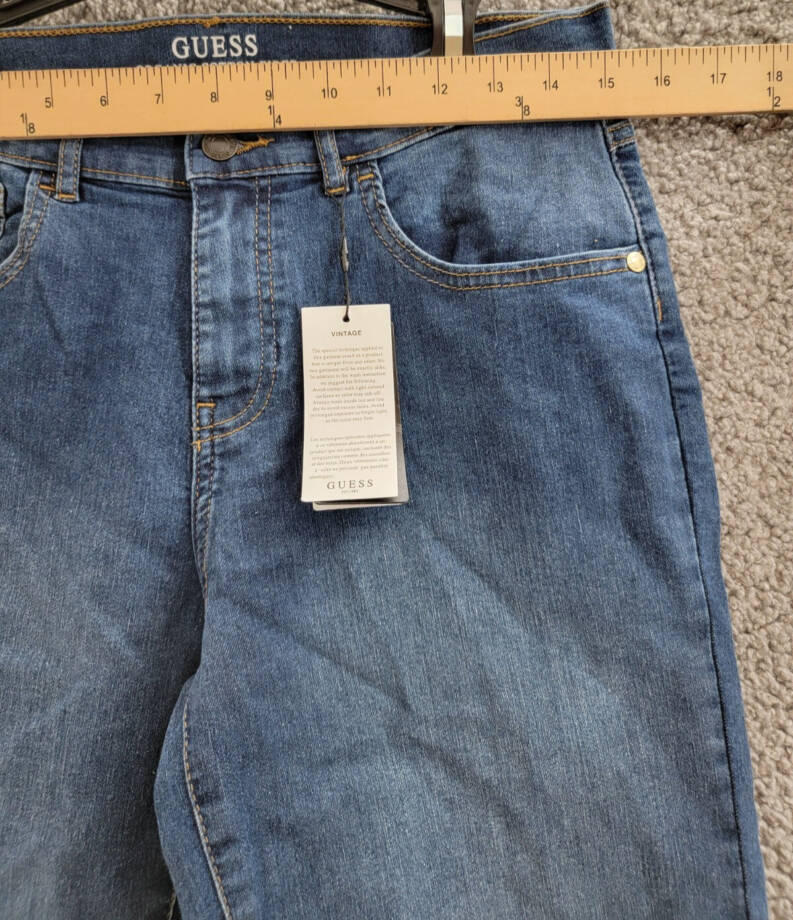 Guess Stretch Denim 5 Pocket Jean Short Big Boys 18 Middle Blue Wash Mid Rise