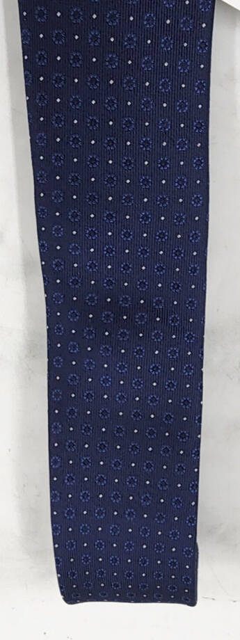 The Men's Store at Bloomingdales Silk Blend Circular Medallion Skinny Tie 6 Navy