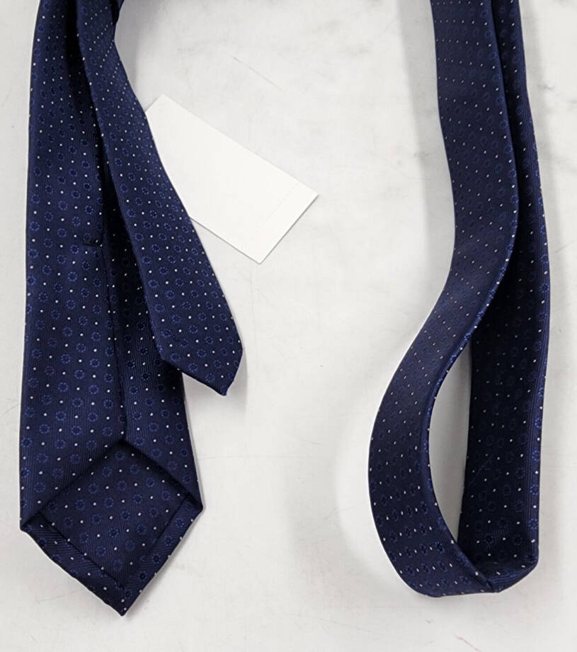 The Men's Store at Bloomingdales Silk Blend Circular Medallion Skinny Tie 6 Navy