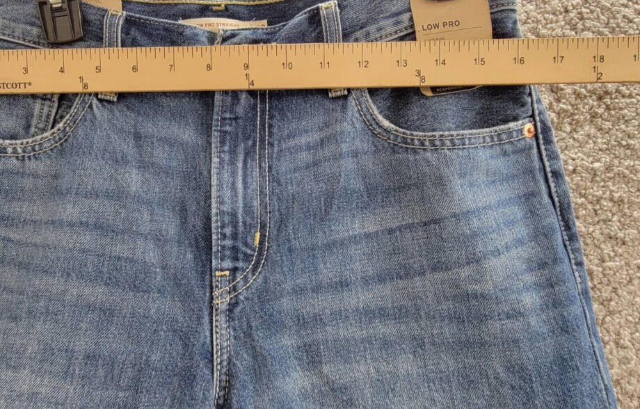 Levi's Premium Low Pro Straight Jeans Women's 29 Breathe Out Button Zip Closure