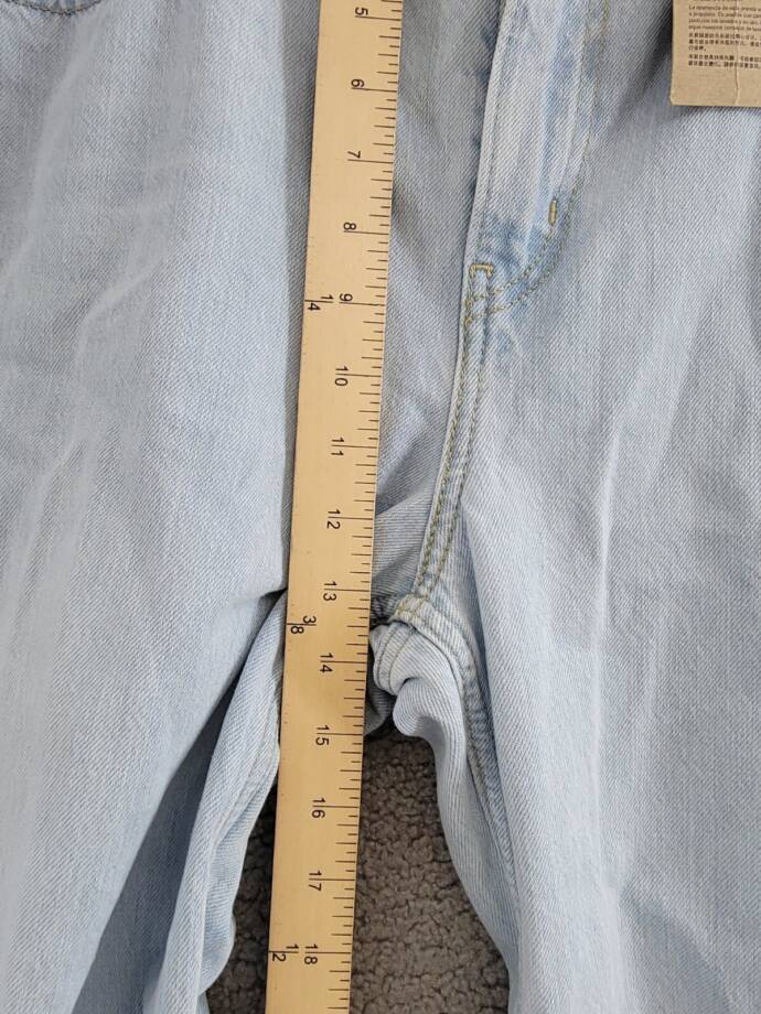 Levi's Low Pro Classic Straight-Leg High Rise Jeans Women's 32 Charlie Won Denim