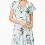 One Hart Flutter-Sleeve Fit & Flare Dress Juniors' XS Opal Blue Floral Side Zip