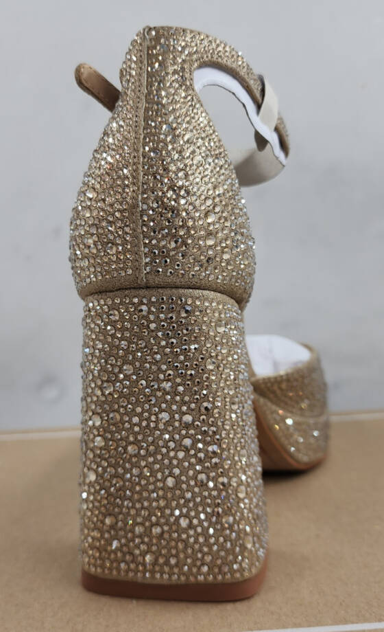 Dolce Vita Pandro Crystal Dress Sandals Women's 6 Light Gold Buckled Ankle Strap