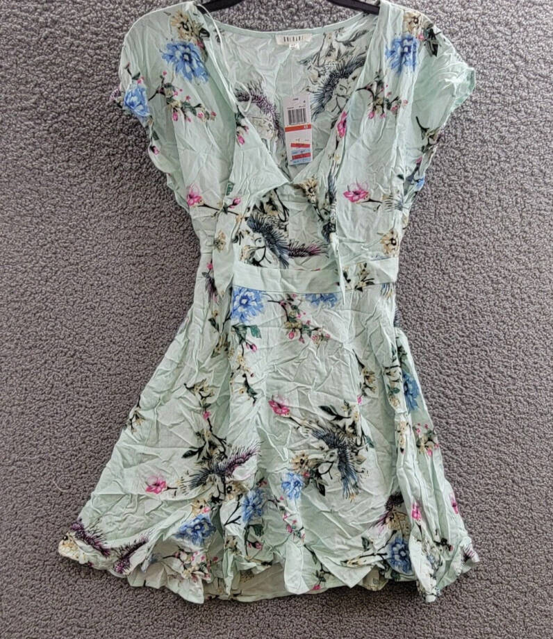 One Hart Flutter-Sleeve Fit & Flare Dress Juniors' XS Opal Blue Floral Side Zip
