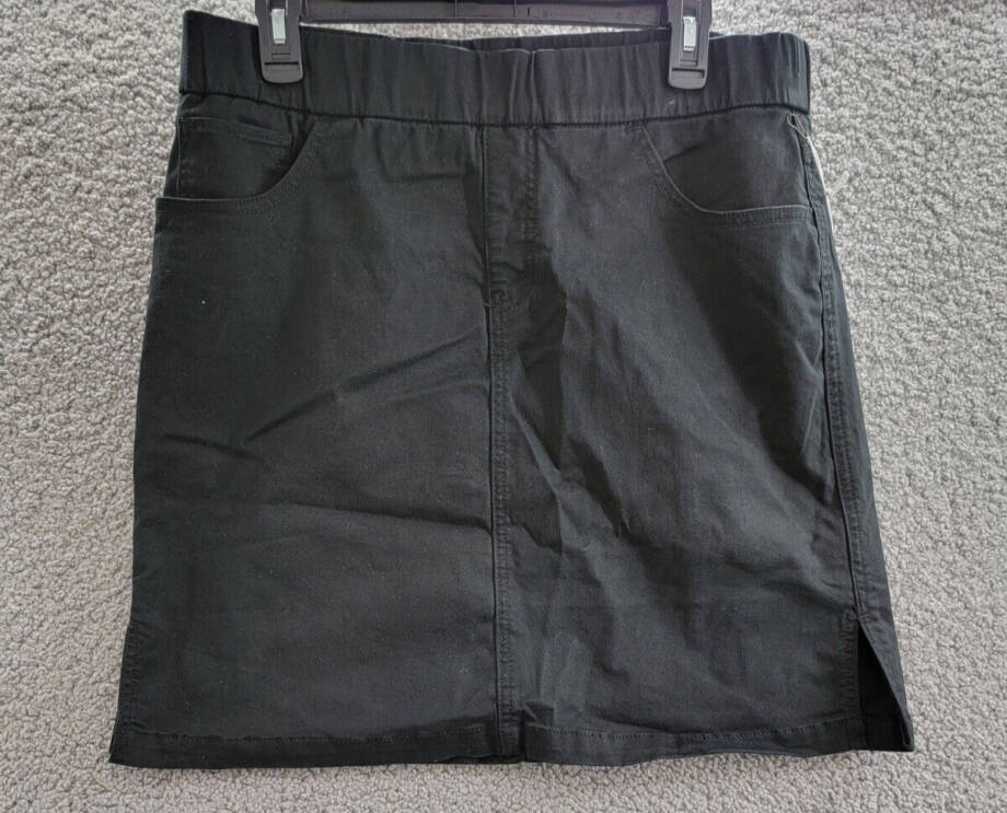 JAG On The Go Pull-On Elastic Waistband Stretch Skort Women's 10 Black 5 Pockets