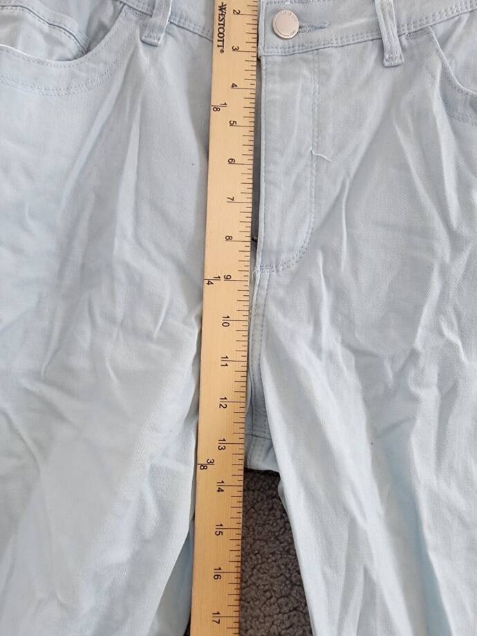 Lee Platinum Cameron Cropped Jeans Women's 16 Waterfall Solid Button Zip Closure