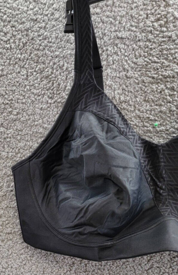 Playtex 18 Hour Bounce Control Wirefree Bra Women's 42DD Black Adjustable Strap