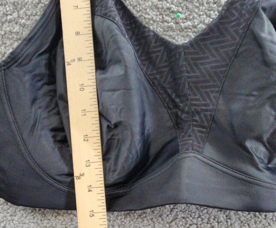 Playtex 18 Hour Bounce Control Wirefree Bra Women's 42DD Black Adjustable Strap