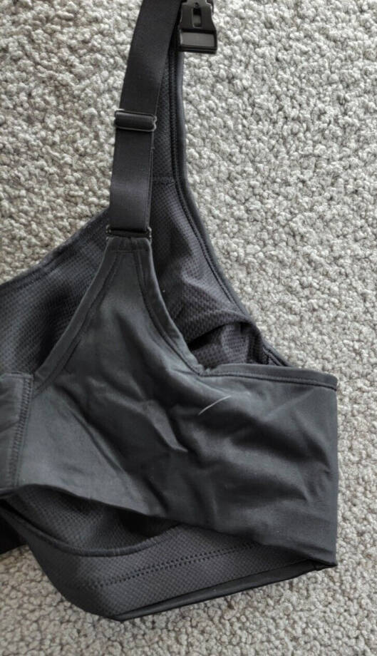 Playtex 18 Hour Bounce Control Wirefree Bra Women's 42DD Black Adjustable Strap