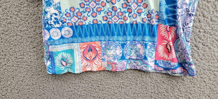 Linea Donatella Pajamas Top Women's S Blue Multi Paisley Print V-Neck Pullover