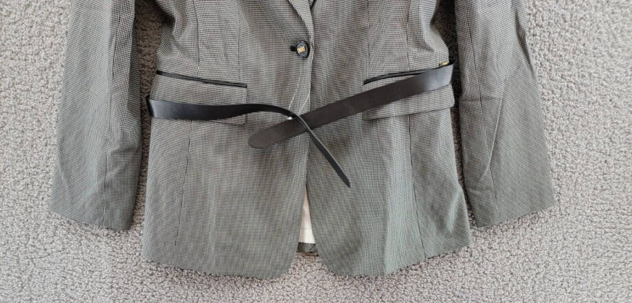 DKNY Long Sleeve Mix Media Belted Jacket Women's 6 Black/Eggnog Button Closure