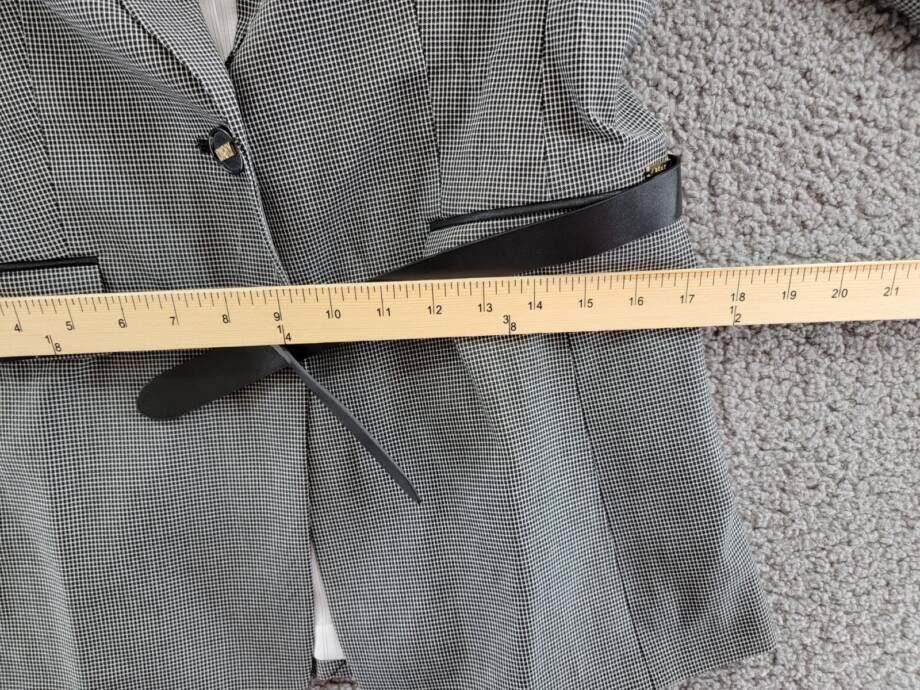 DKNY Long Sleeve Mix Media Belted Jacket Women's 6 Black/Eggnog Button Closure