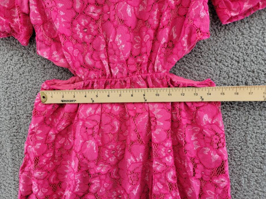 WAYF Plaza Lace Mini Dress Women's M Magenta Back Zip Closure Short Sleeves