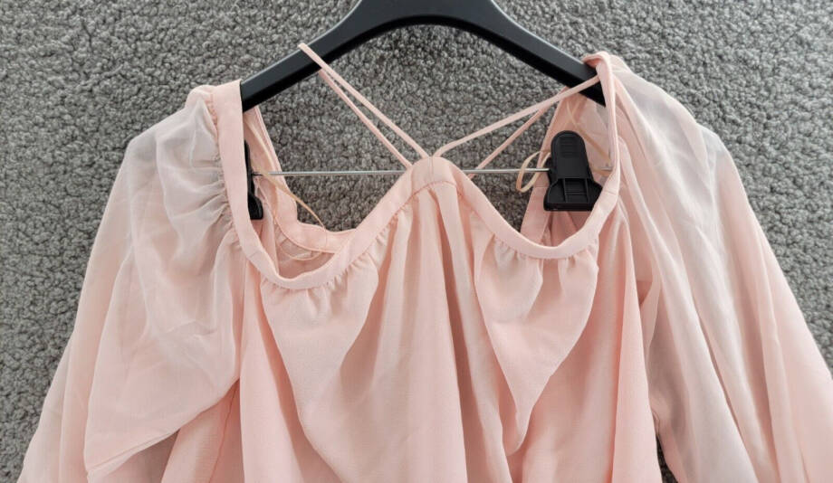 1.STATE Cold-Shoulder Top Women's XXS Pink Taffeta Back Button Long Sleeve