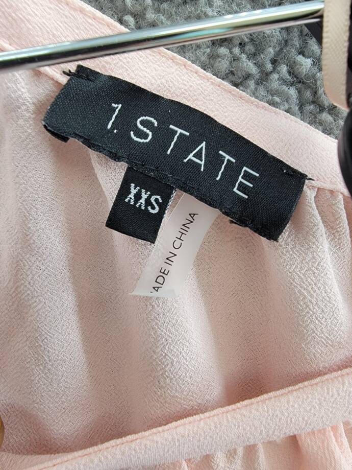 1.STATE Cold-Shoulder Top Women's XXS Pink Taffeta Back Button Long Sleeve